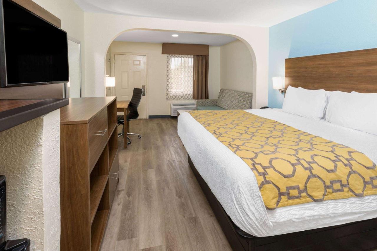 Baymont By Wyndham Biloxi - Ocean Springs Motel Eksteriør bilde