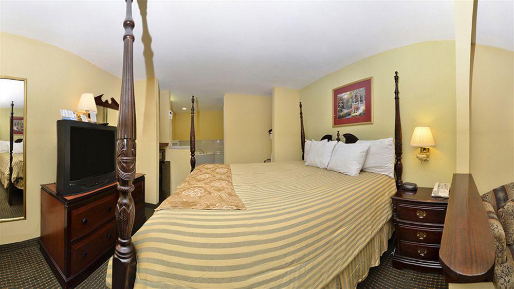 Baymont By Wyndham Biloxi - Ocean Springs Motel Eksteriør bilde